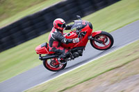 Vintage-motorcycle-club;eventdigitalimages;mallory-park;mallory-park-trackday-photographs;no-limits-trackdays;peter-wileman-photography;trackday-digital-images;trackday-photos;vmcc-festival-1000-bikes-photographs